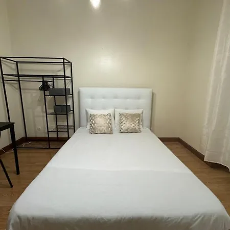 Hostel Anjos Station Lisbon